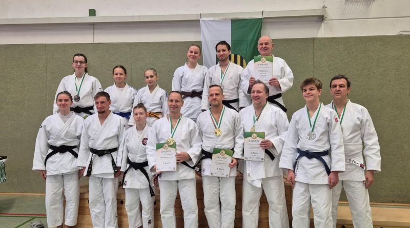 Erfolgreiche Teilnahme an der 3. Sächsischen Landes-Kata-Meisterschaft und ID Kata-Meisterschaft